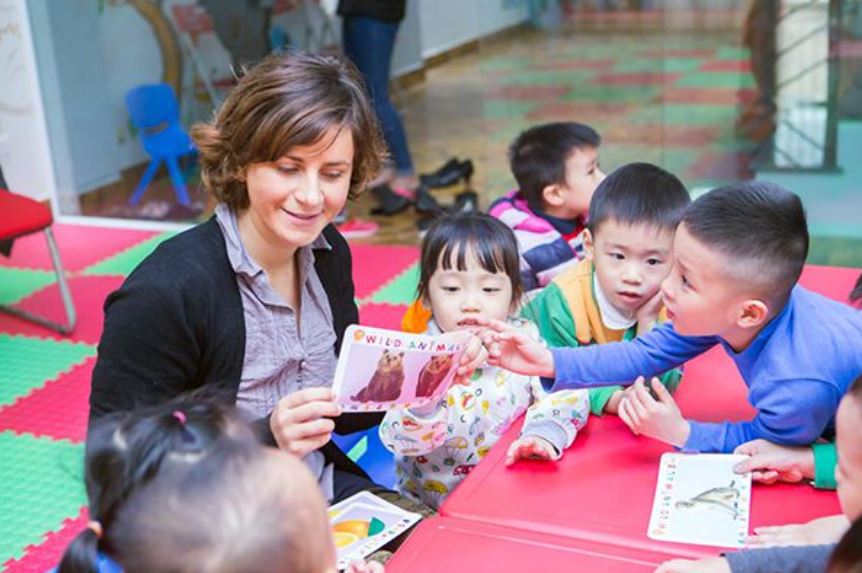 Nhớ tranh (Remembering pictures)